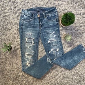 AEO super stretch distressed ripped jeans